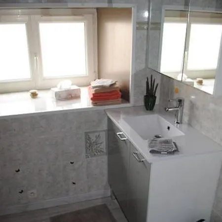 Pensión La Poussardiere 3*