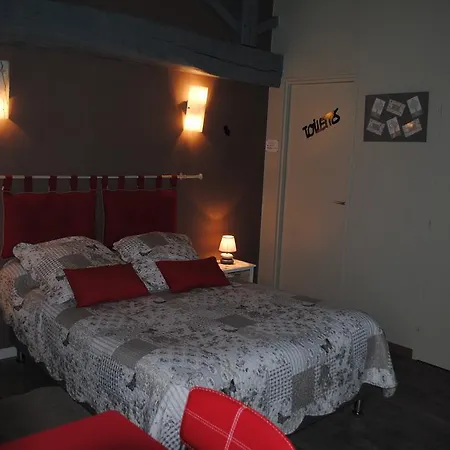 Pensión La Poussardiere Saint-Martin-sous-Mouzeuil