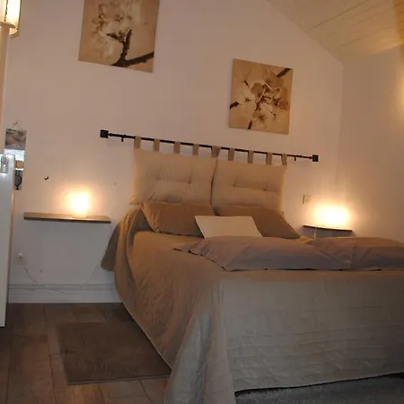 La Poussardiere 3* Saint-Martin-sous-Mouzeuil