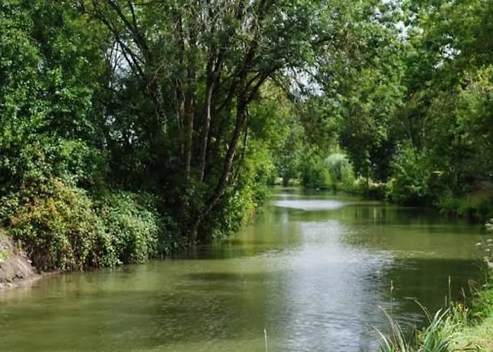La Poussardiere 3* Saint-Martin-sous-Mouzeuil
